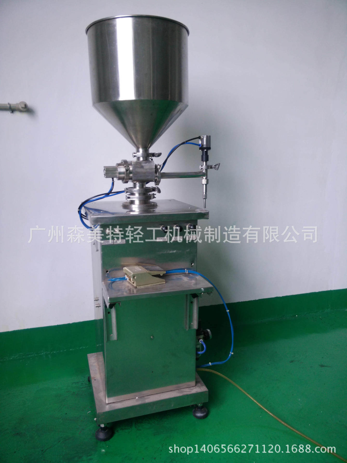 供应立式自吸半自动灌装机单头膏体灌装机半自动食用油灌装机