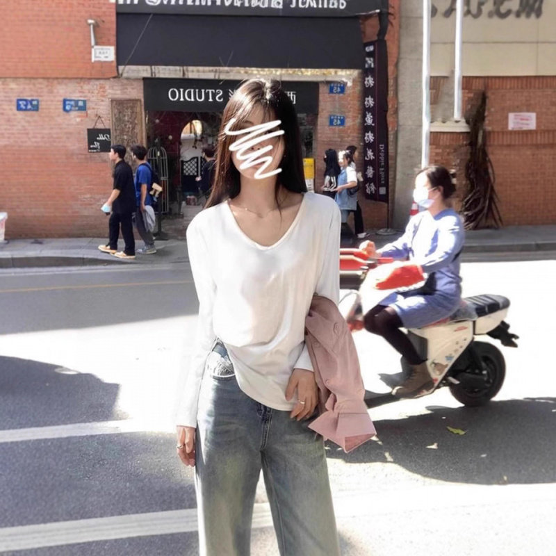 白色韩版宽松U领长袖T恤女春秋季简约显瘦松弛感慵懒风低领口上衣