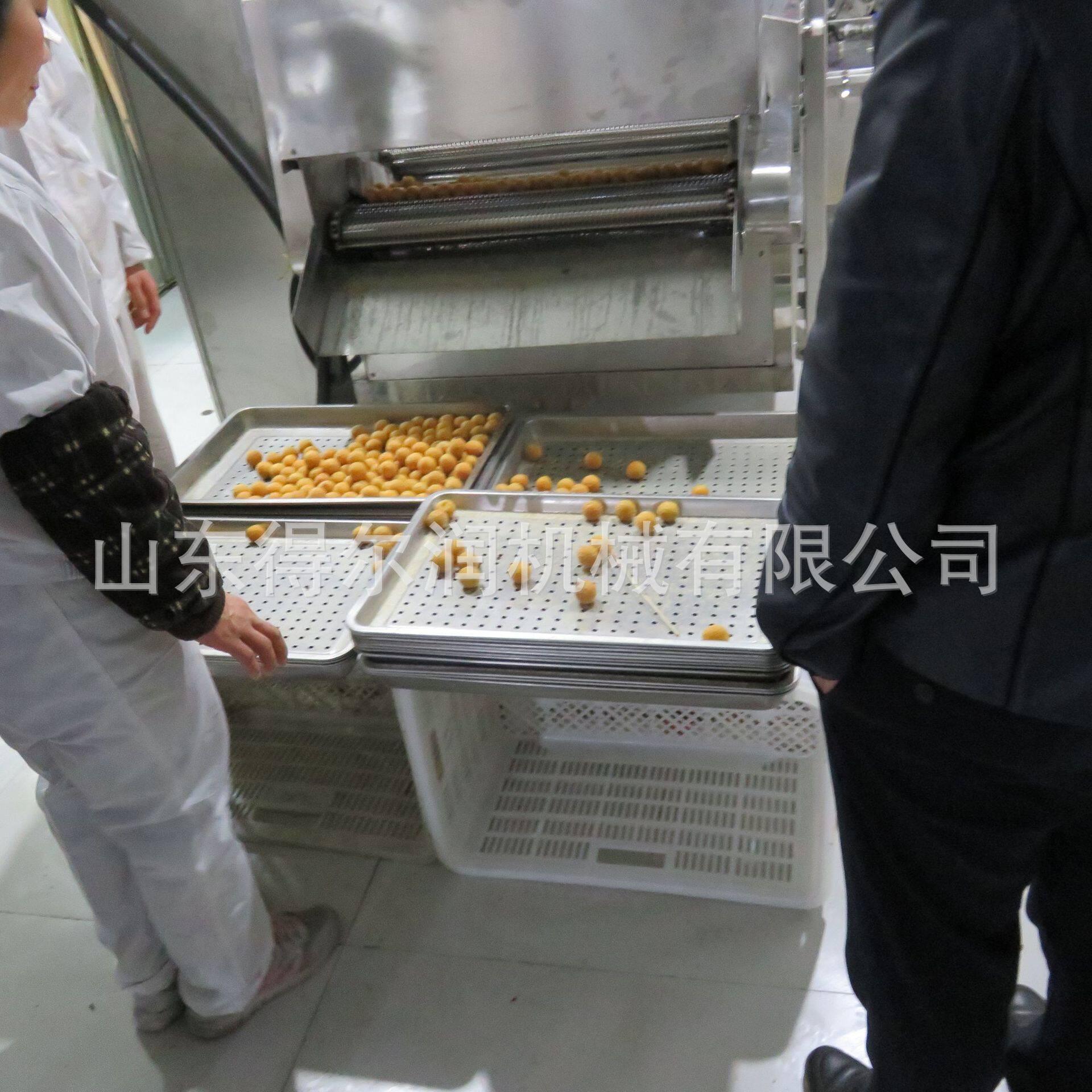 实体工厂夹心绿豆饼油炸机休闲食品老婆饼油炸流水线质优价廉