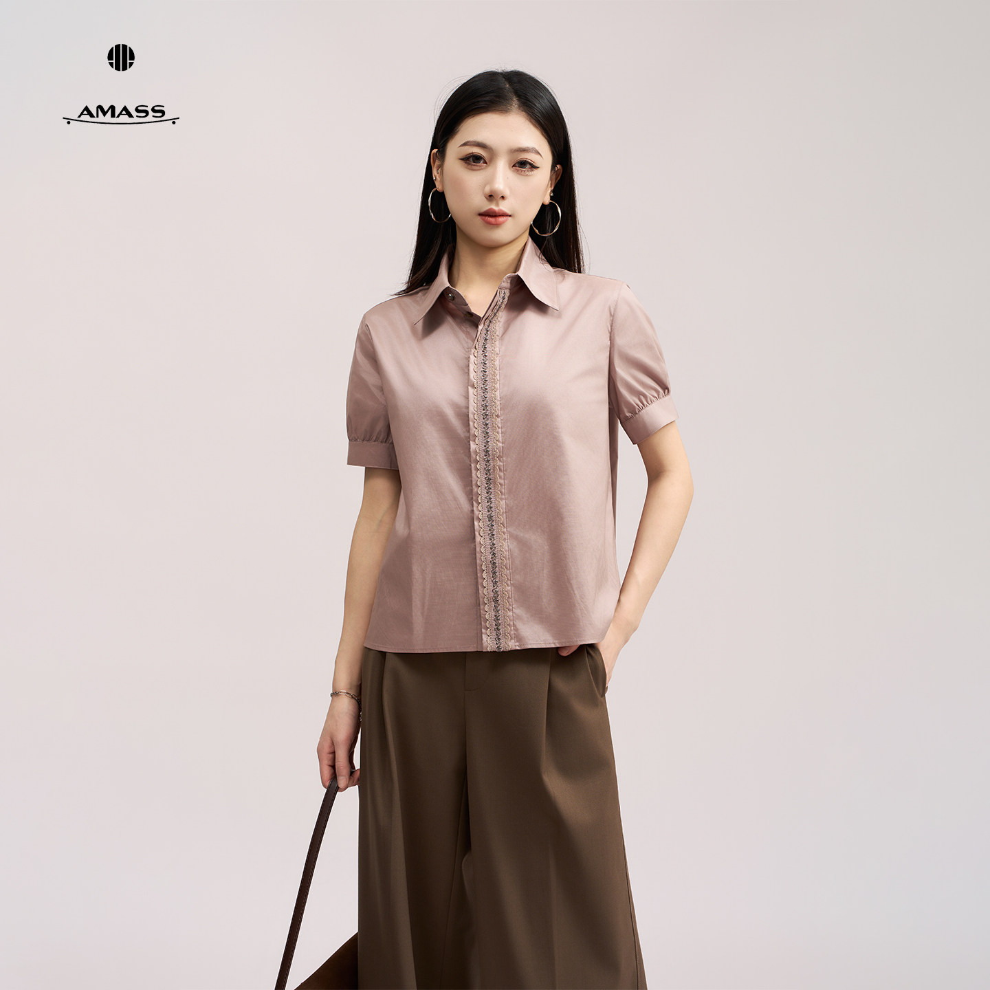 阿玛施AMASS 夏季设计感小众气质通勤上衣显瘦泡泡袖衬衫女530161