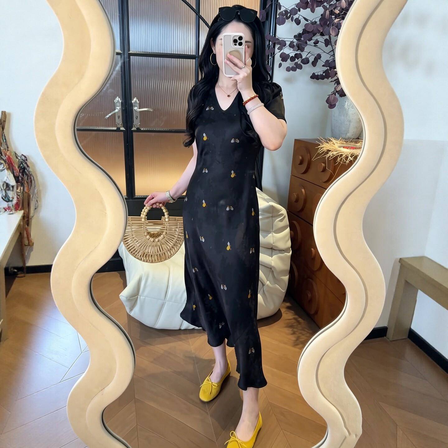 法式复古香云纱斜裁碎花洋装女2026夏季新款休闲收腰显瘦长裙子