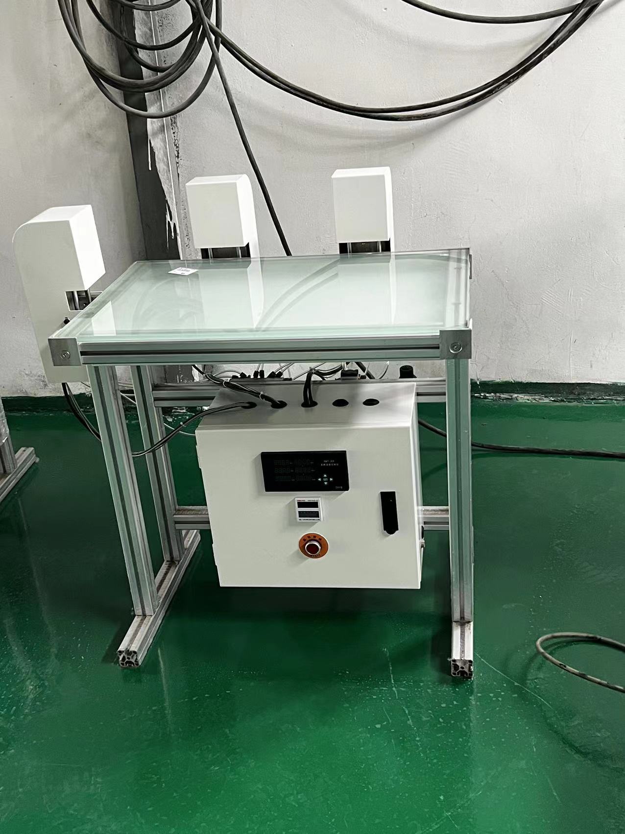 DH400卡片台式自动点焊机PVC卡片IC三点定位冲卡机电动碰焊机金属