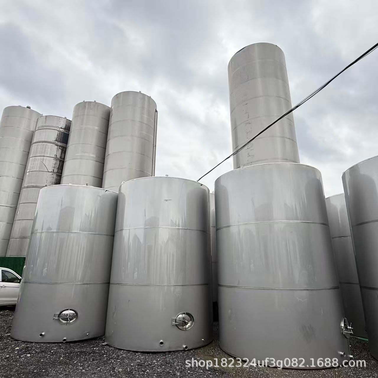 304不锈钢储罐 厂家批发立式卧式大容量储水化工食品制药液体储罐图片