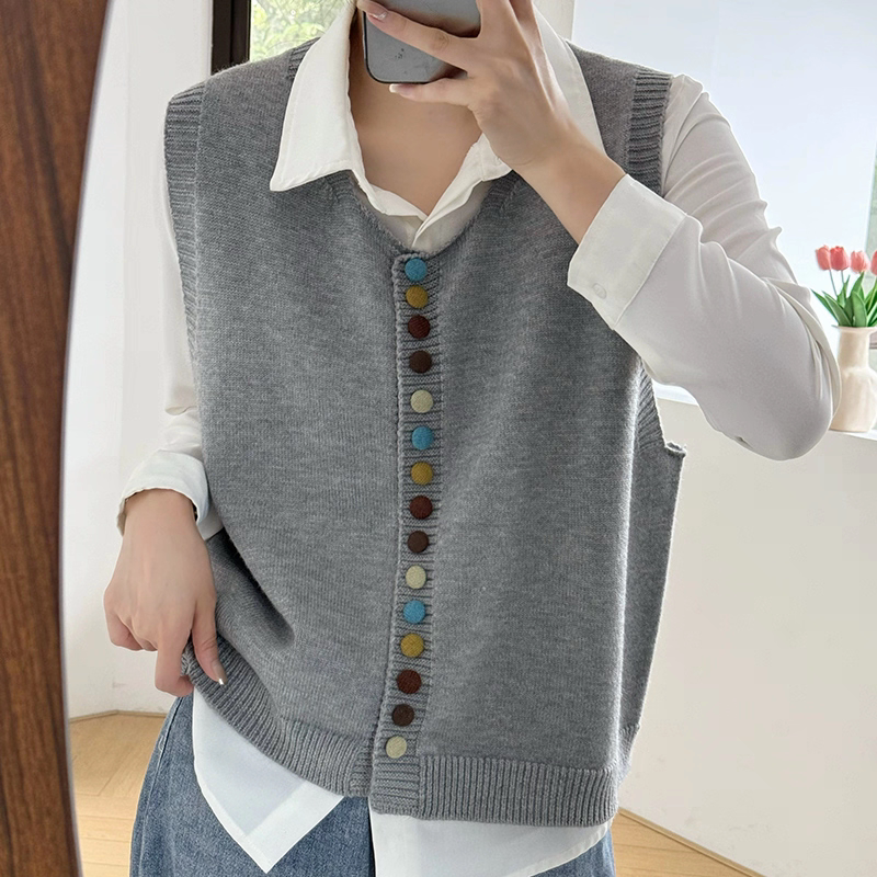 女针织马甲无袖排扣洋气宽松百搭