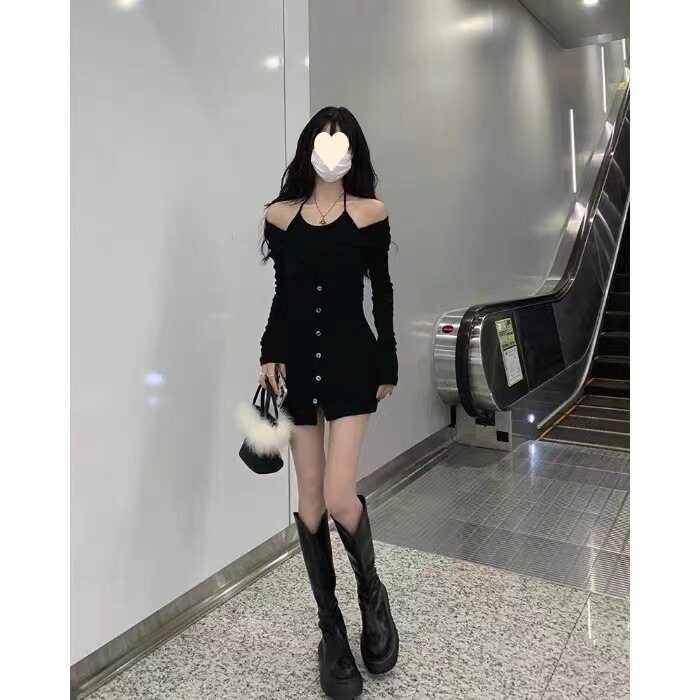 假两件辣妹黑色吊带连衣裙女2026年秋季新款纯欲修身显瘦包臀裙子