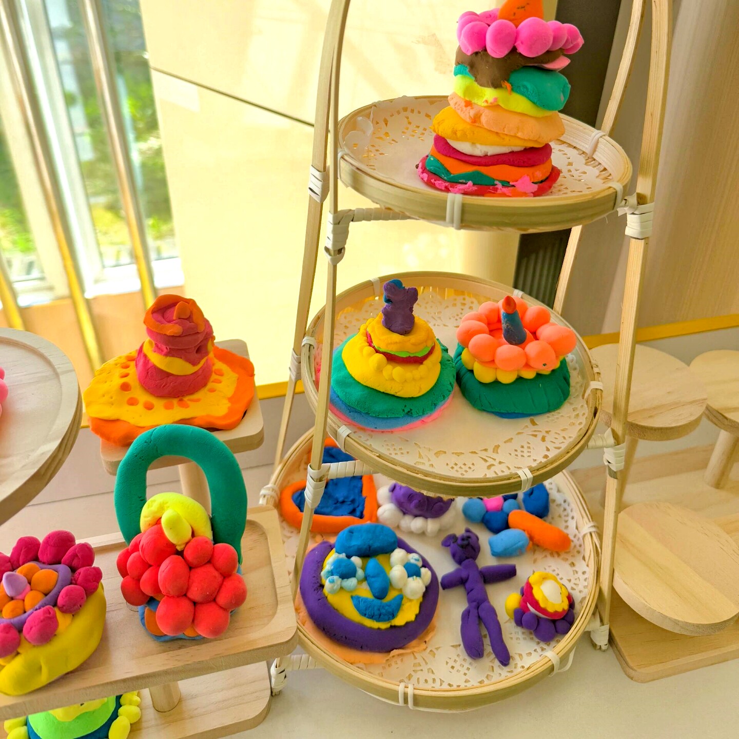 幼儿园三层竹编架环创材料儿童手工作品展示架美工区黏土diy装饰