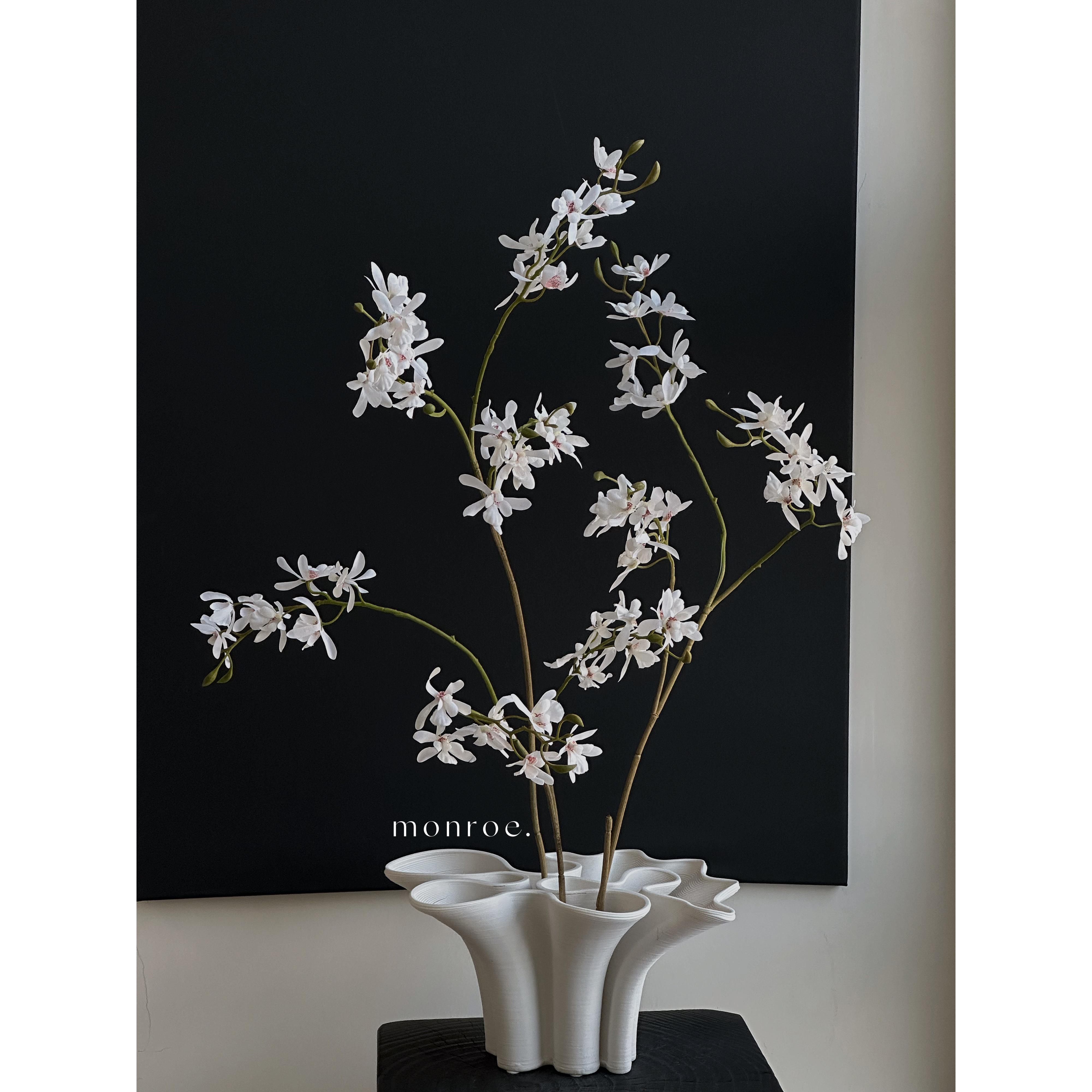 小兰花人造花白橙粉人造花装饰品装饰客厅照片塑料花家