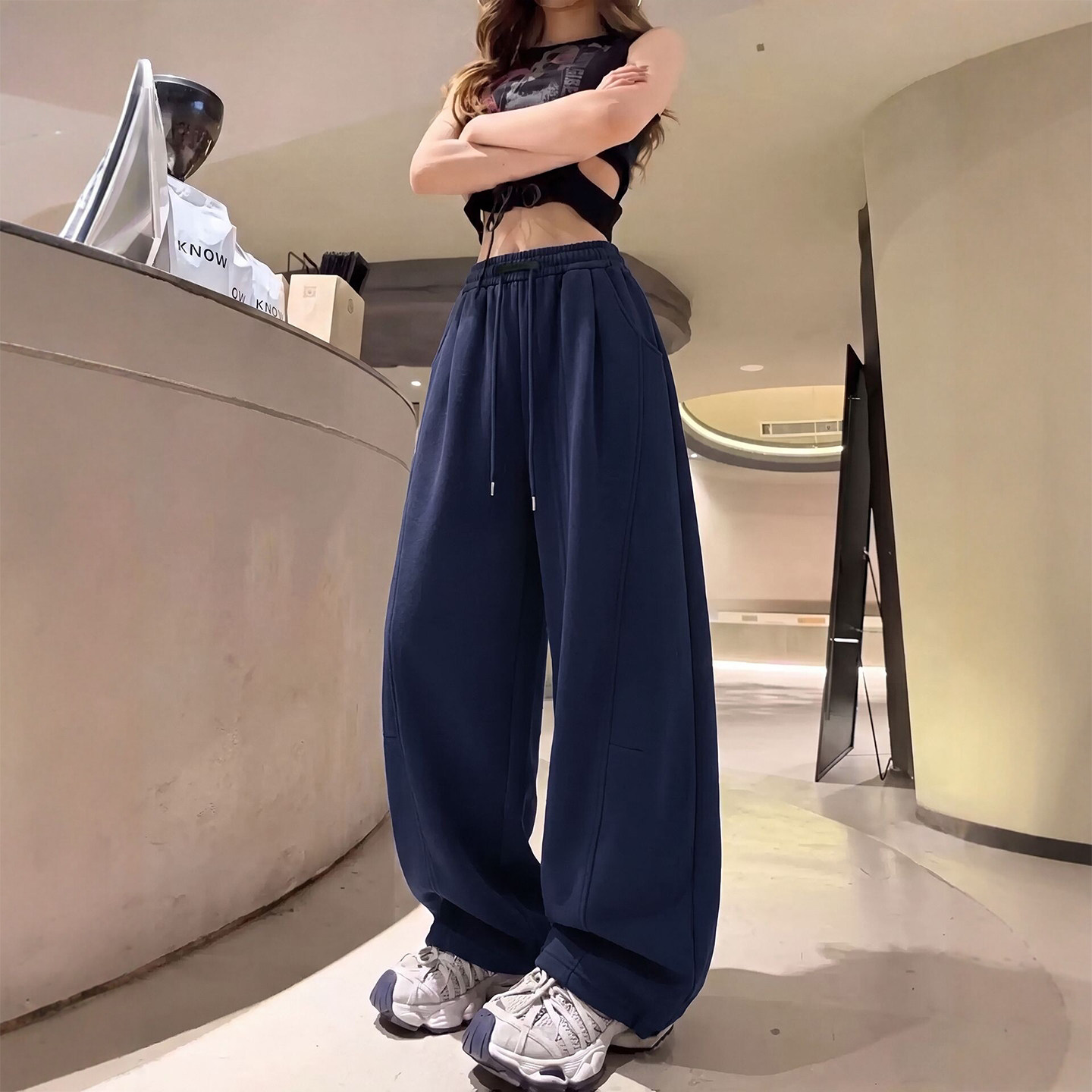 藏青色运动裤女裤2026新款秋季小个子弯刀阔腿裤美式休闲窄版卫裤