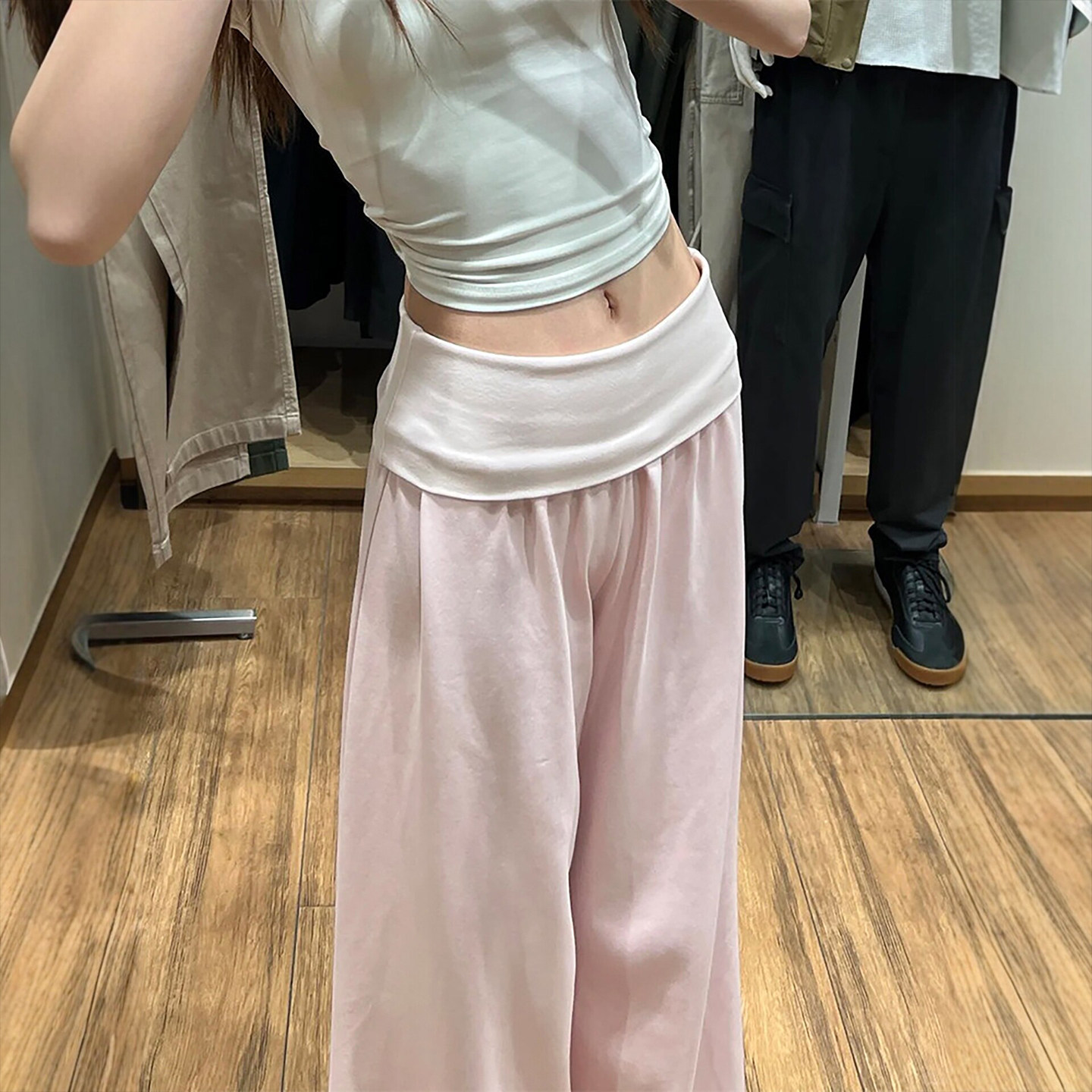 粉色翻腰运动裤女夏薄款2026新款宽松垂感健身裤小个子瑜伽阔腿裤