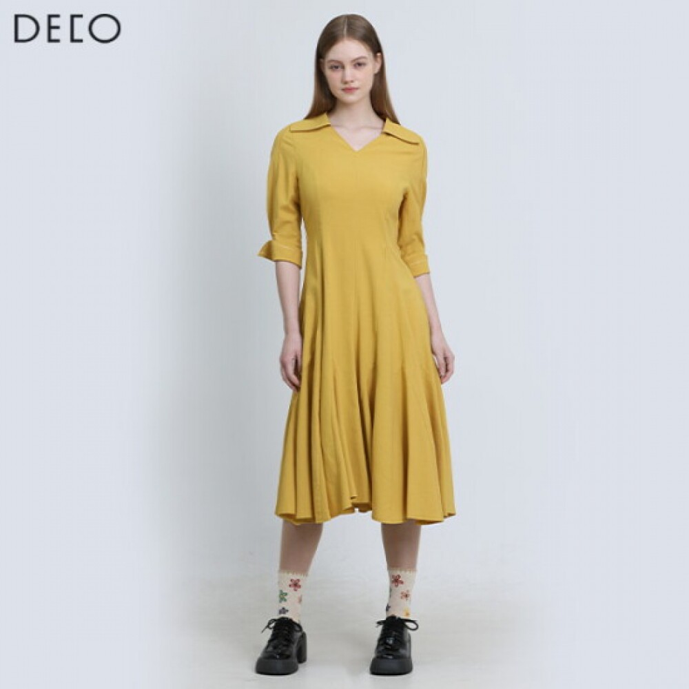 DECO 开衩领带裙 (价格: 659000韩元)