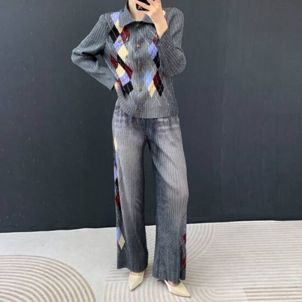 Plara 女士百褶牛仔菱形夹克+裤子套装