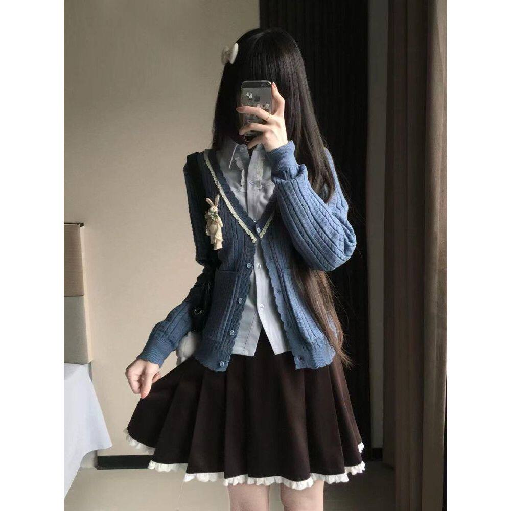 春禾奈奈 日系学院风少女感穿搭设计感针织开衫百褶裙三件套