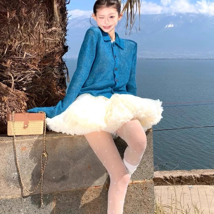 气质名媛高端女神范漂亮独特高级感蓝色针织衫半身裙两件套装女春