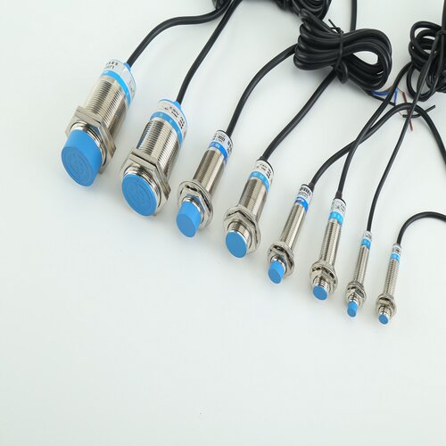 M12远距离接近开关M8M18三线NPN常开LJ12A3-8-ZBX金属传感器BY24V
