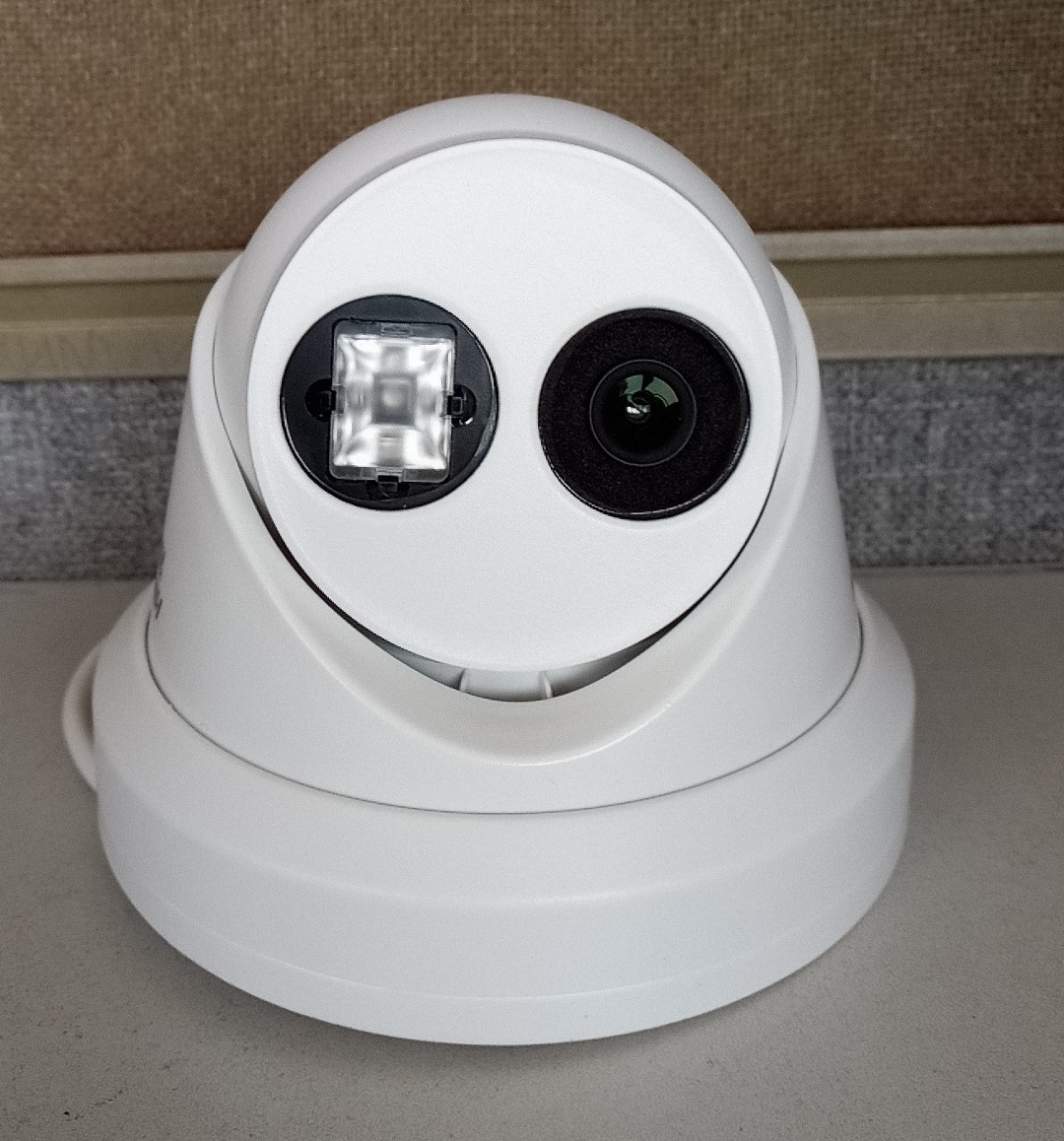 海康威视 DS-2CD2356DWD-I 500万星光级半球型网络摄像机