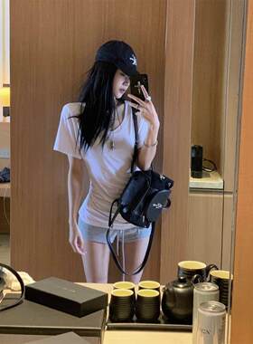 YOLO SHOP 纯欲V领百搭白色短袖女夏季新款正肩内搭T恤打底衫上衣