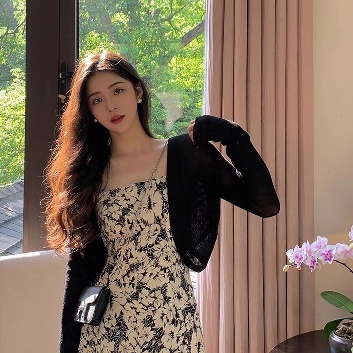 夏季针织开衫女短款上衣坎肩配吊带裙黑色外搭长袖防晒衫披肩