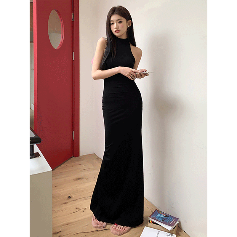 欧美式辣妹黑色洋装女性