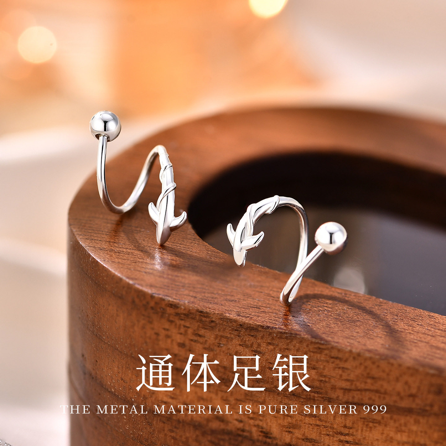 花未晞开学季足银S999小海豚耳钉
