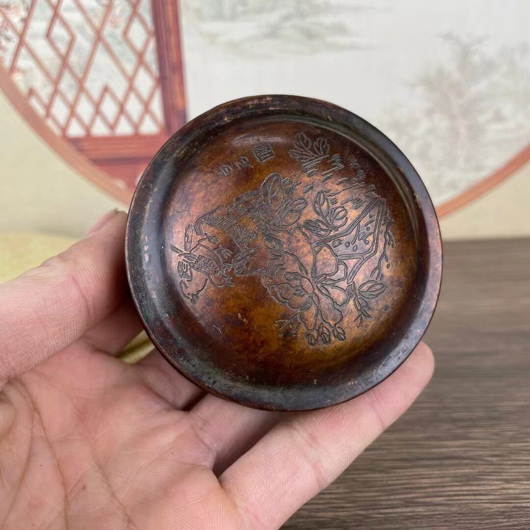 文房四宝仿古圆形墨盒喜鹊报喜铜墨盒做旧带盖墨盒摆件墨匣精雕图
