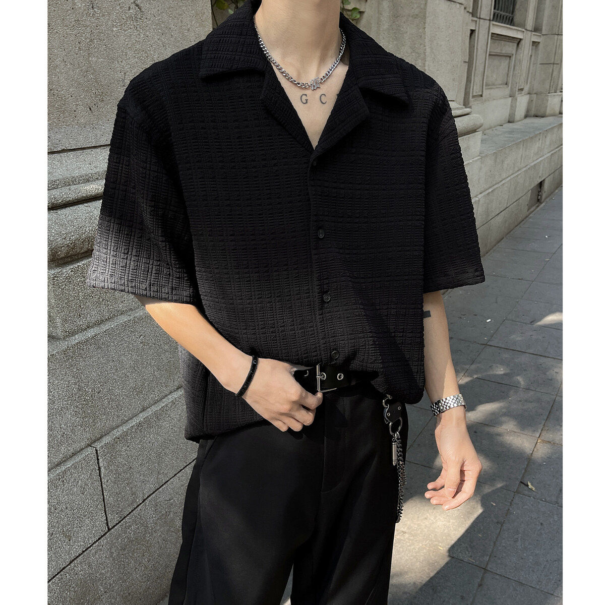 黑色肌理感提花短袖衬衫男夏季潮牌痞帅高级感休闲男装古巴领衬衫