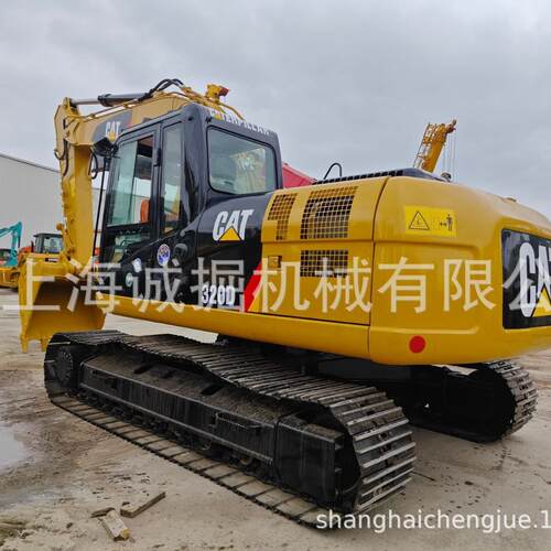 CAT 卡特 320D 挖掘机，河道清淤边坡整形加固作业