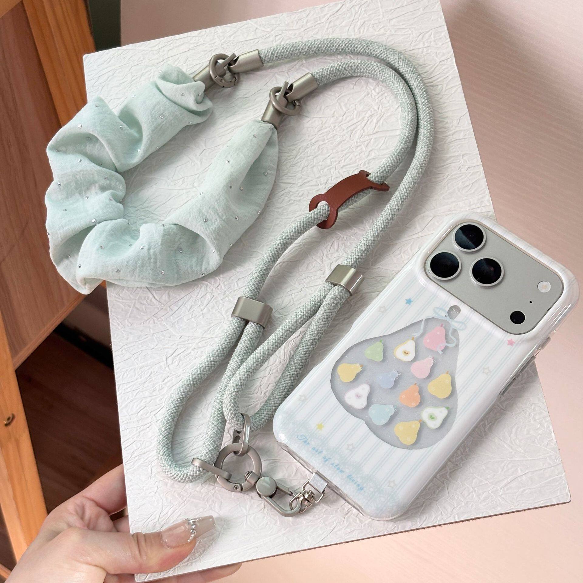 Mobile phone chain, crossbody rope, anti-lost hand rope, hanging neck rope, three-in-one multi-functional adjustable strap rope, mobile phone wrist rope