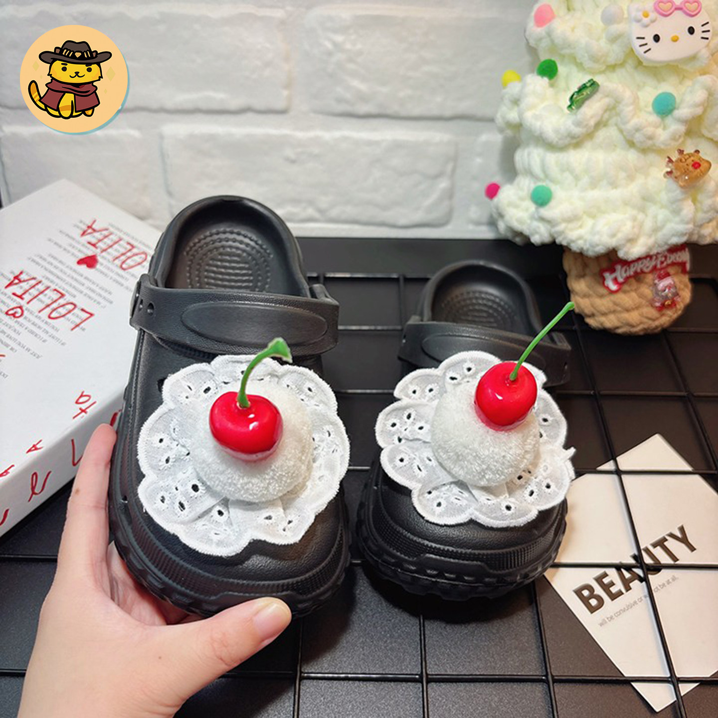 小女生黑色洞洞鞋夏季儿童洋气外穿可爱拖鞋防滑时尚踩屎感洞洞鞋