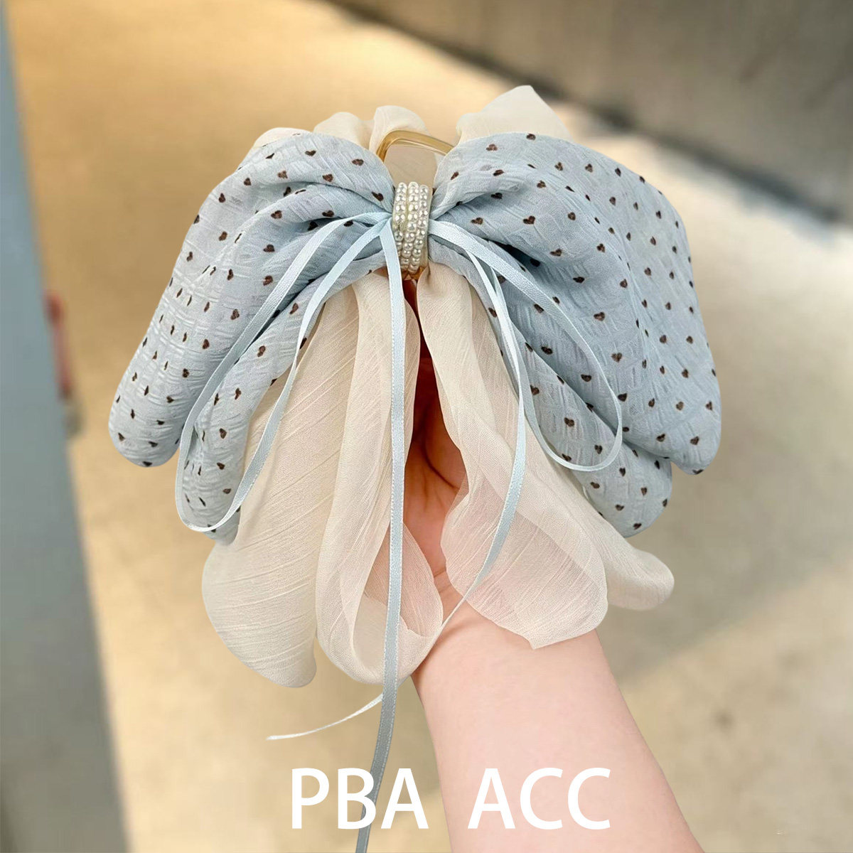 法式温柔蓝色爱心波点蝴蝶结抓夹