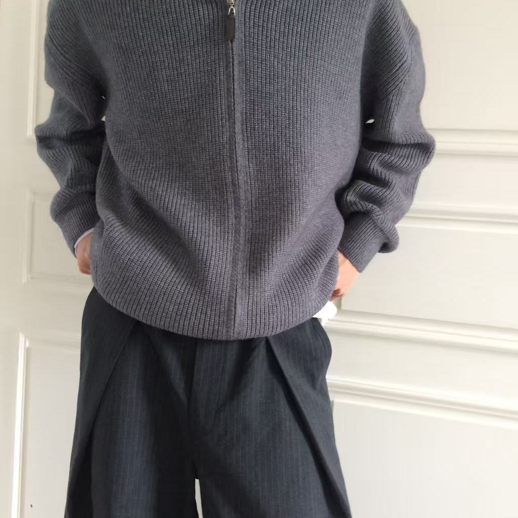 SFTTR黑色/灰/红色连帽针织外套