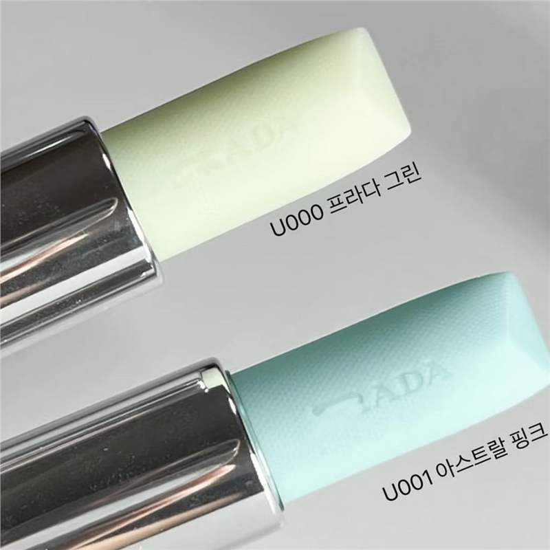 P普拉家神仙单品!u000薄荷绿润唇膏u001莫测蓝变色润唇膏超滋润