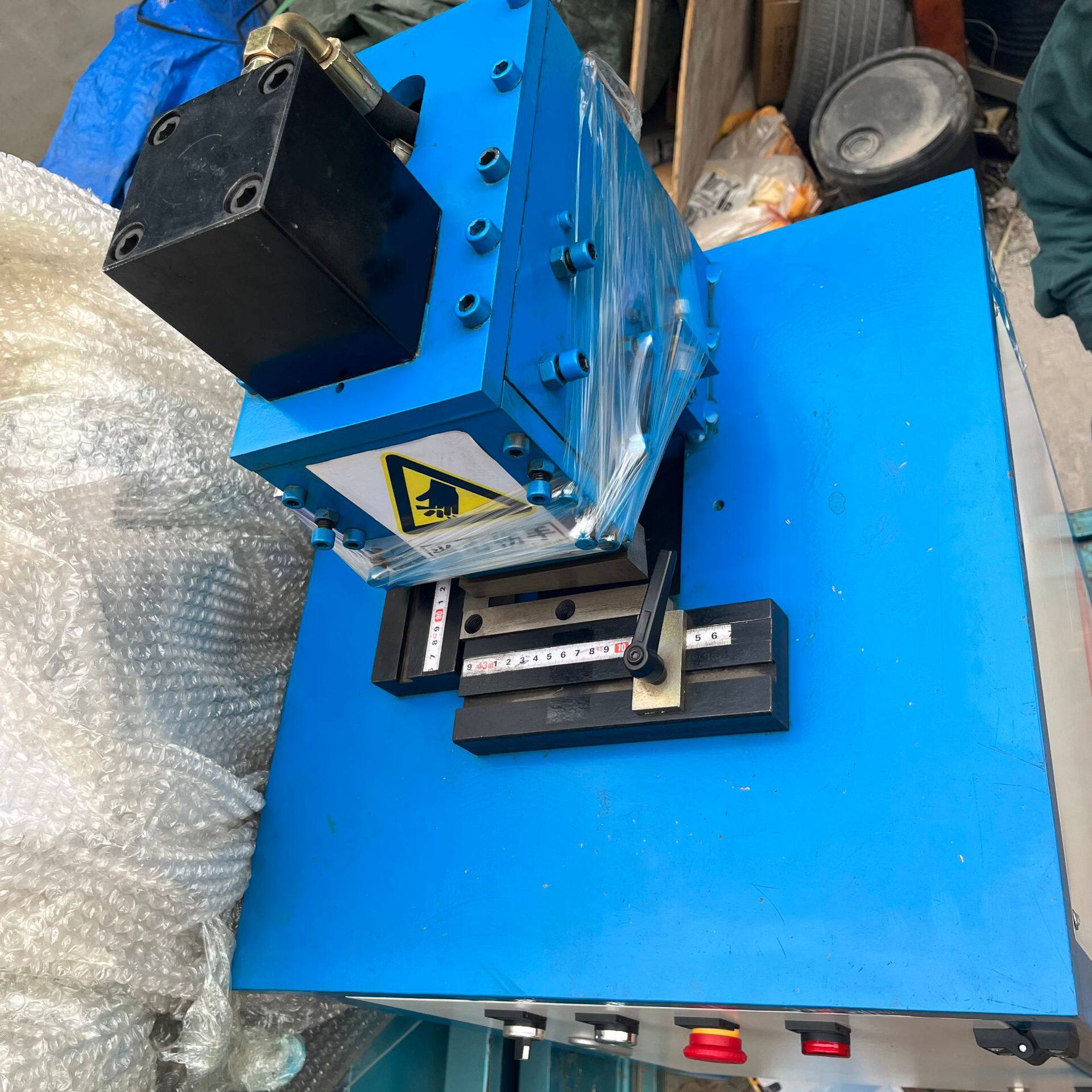 盖世3x120液压剪角机电动裁角角钢槽钢扁铁切断机直角剪角机