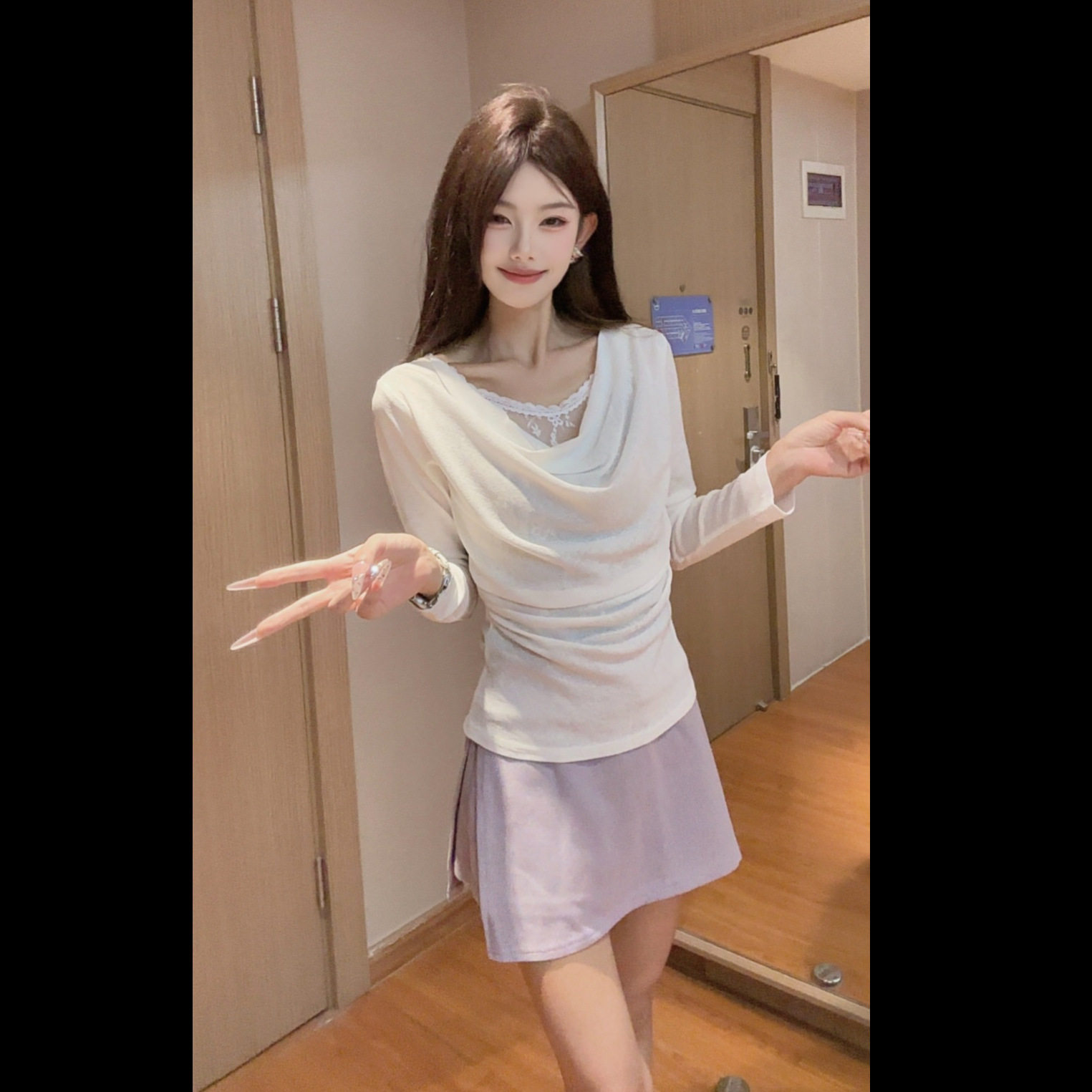 韩系斜肩蕾丝拼接不规则长袖女秋