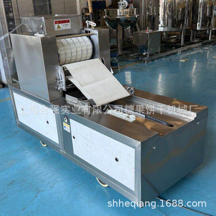 宠物饼干成型机 猫粮狗粮成型机  辊印机 宠物食品生产线合强直供
