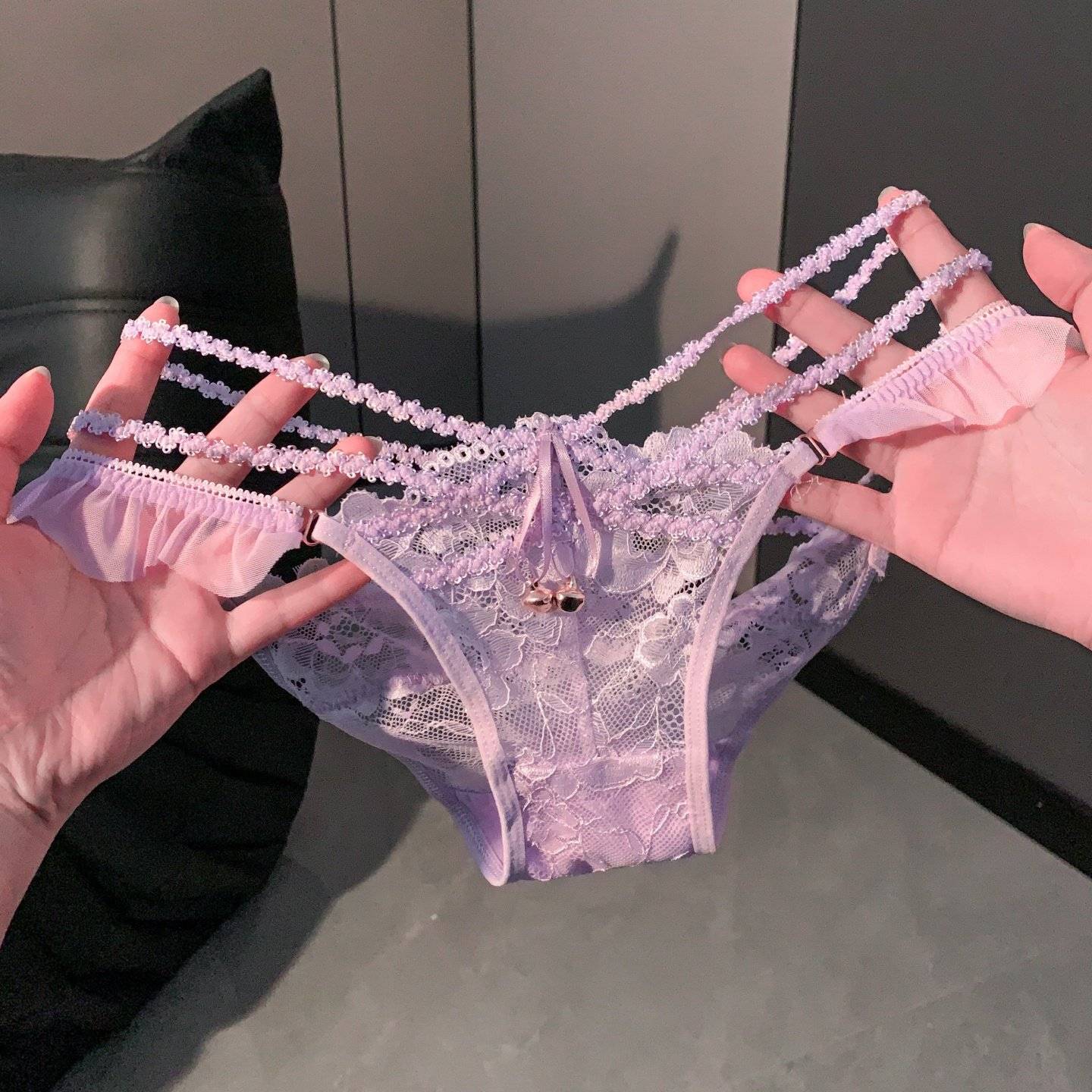微醺夜色*性感蕾丝内裤女低腰纯欲铃铛细带镂空诱惑三角裤女生