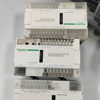 议价PLC模块TM218LDA24DRNTM218LDA24DRNTM218-LDA24-DRN