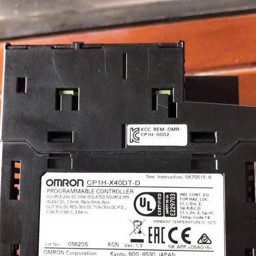 PLC CP1H-X40DT-D，1.3版本，正品