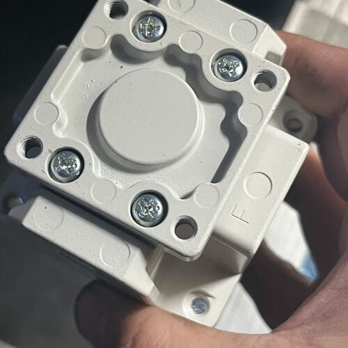 议价精密减压阀IR3020-02IR3010-01IR3030-03