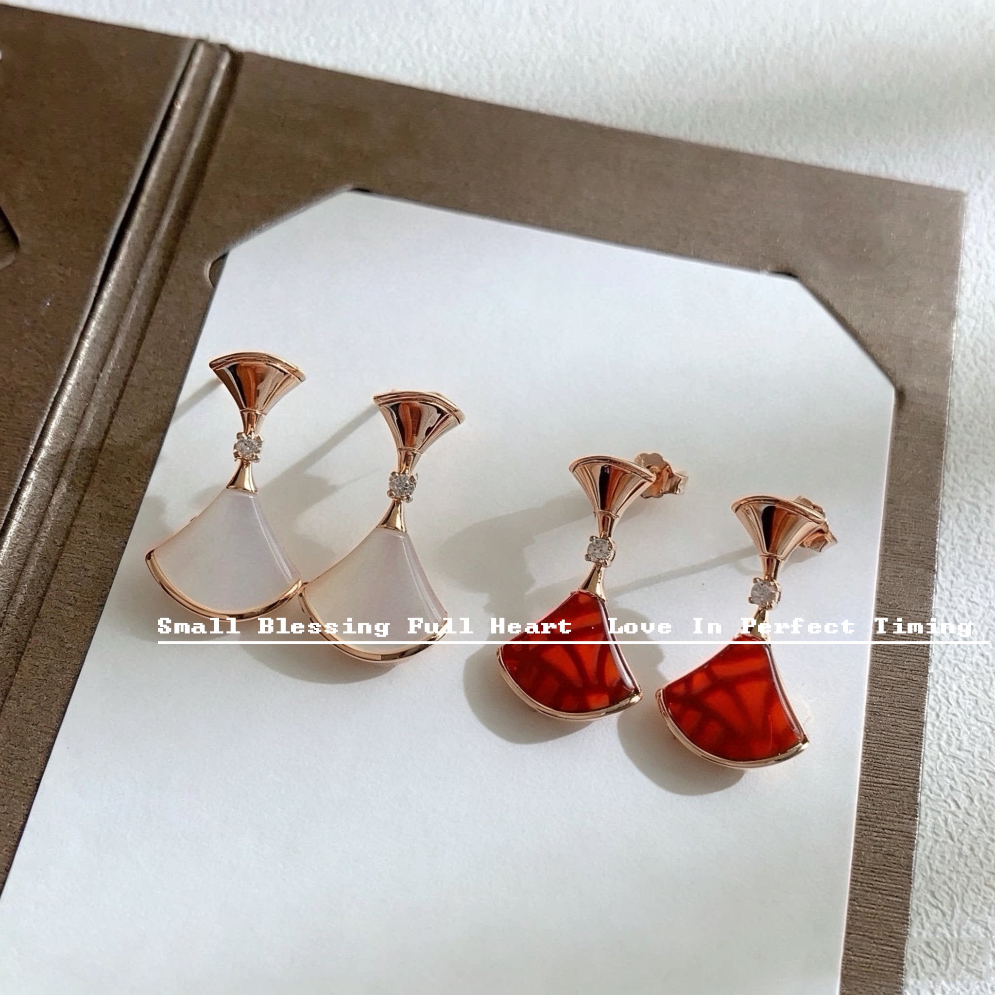 轻奢扇形白贝母红玛瑙玫瑰金耳钉