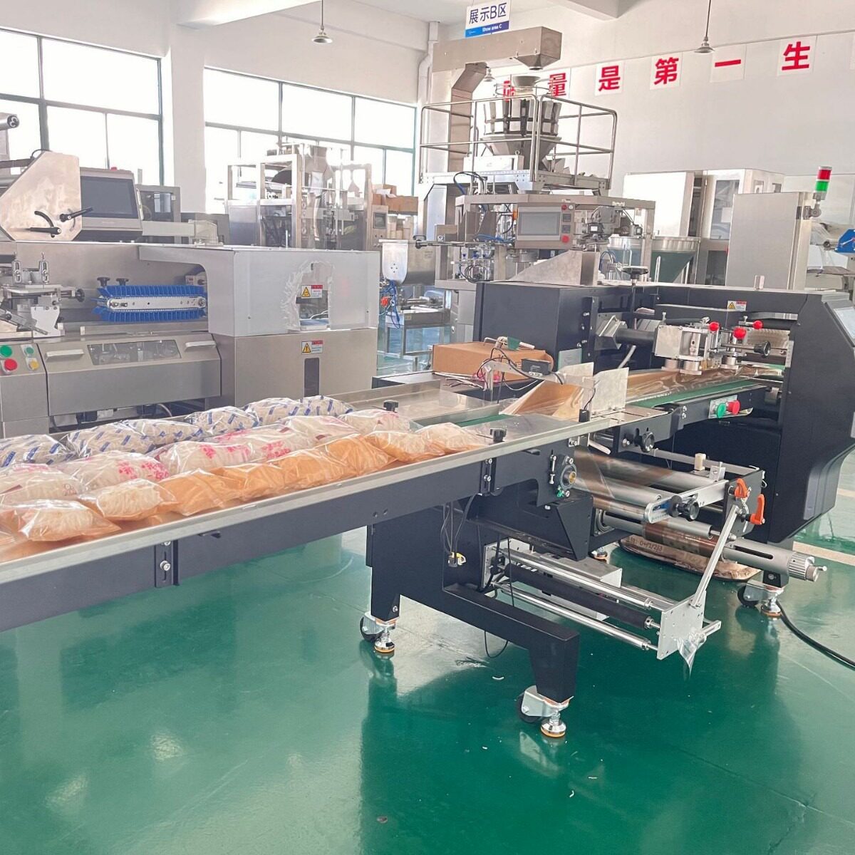 米粉米线粉皮粉丝枕式包装机食品枕式包装机上海工厂