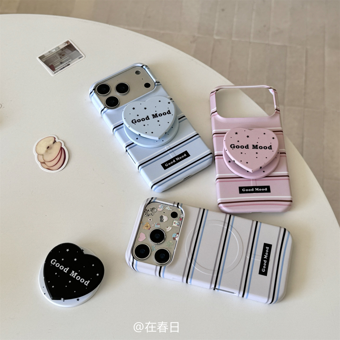 在春日韩系简约条纹线条磁吸爱心支架适用iPhone17proma