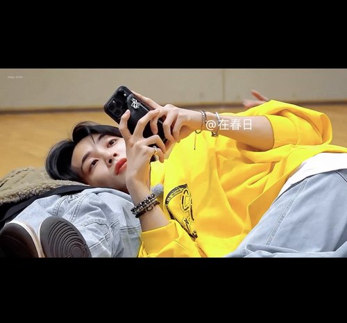 在春日尹净汉同款手机壳15promax