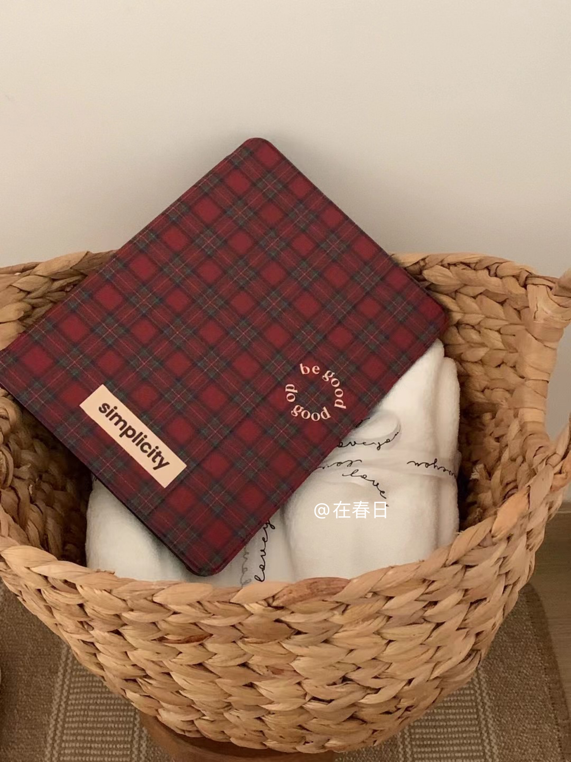 高级感新年圣诞红格纹平板套