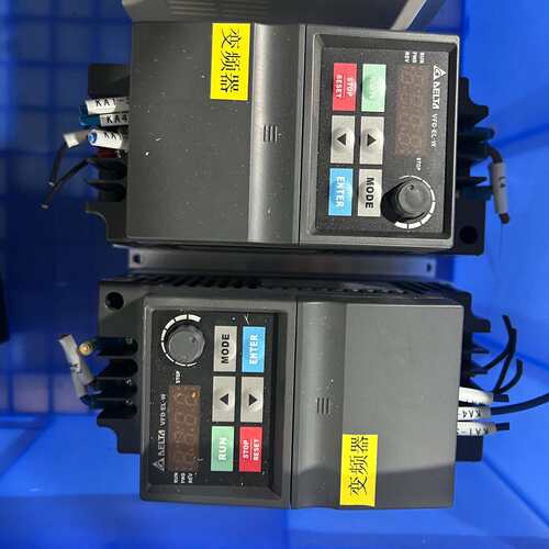{议价}台达变频器 VFD007EL21W