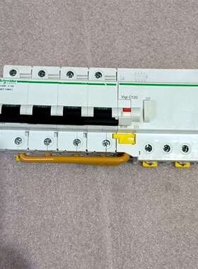 {议价}施耐德A9N19827断路器C120H 4P C 125拆机