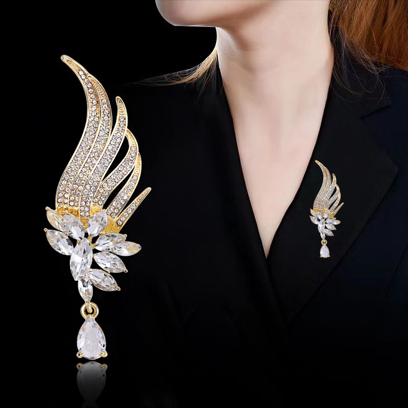 唯曼经典合金镶钻天使羽毛胸针女
