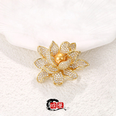 高档合金水钻珍珠莲花胸针女服装 百搭胸花时尚 固定防走光别针配饰