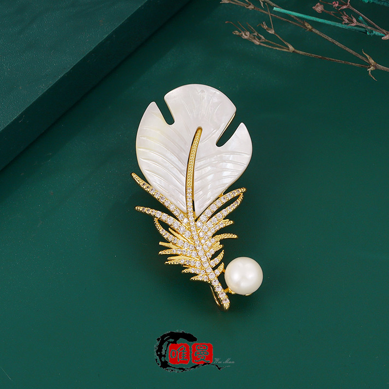唯曼经典原创设计气质珍珠胸针女