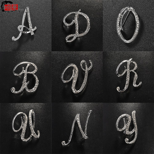 英文字母胸针男士西装外套配饰