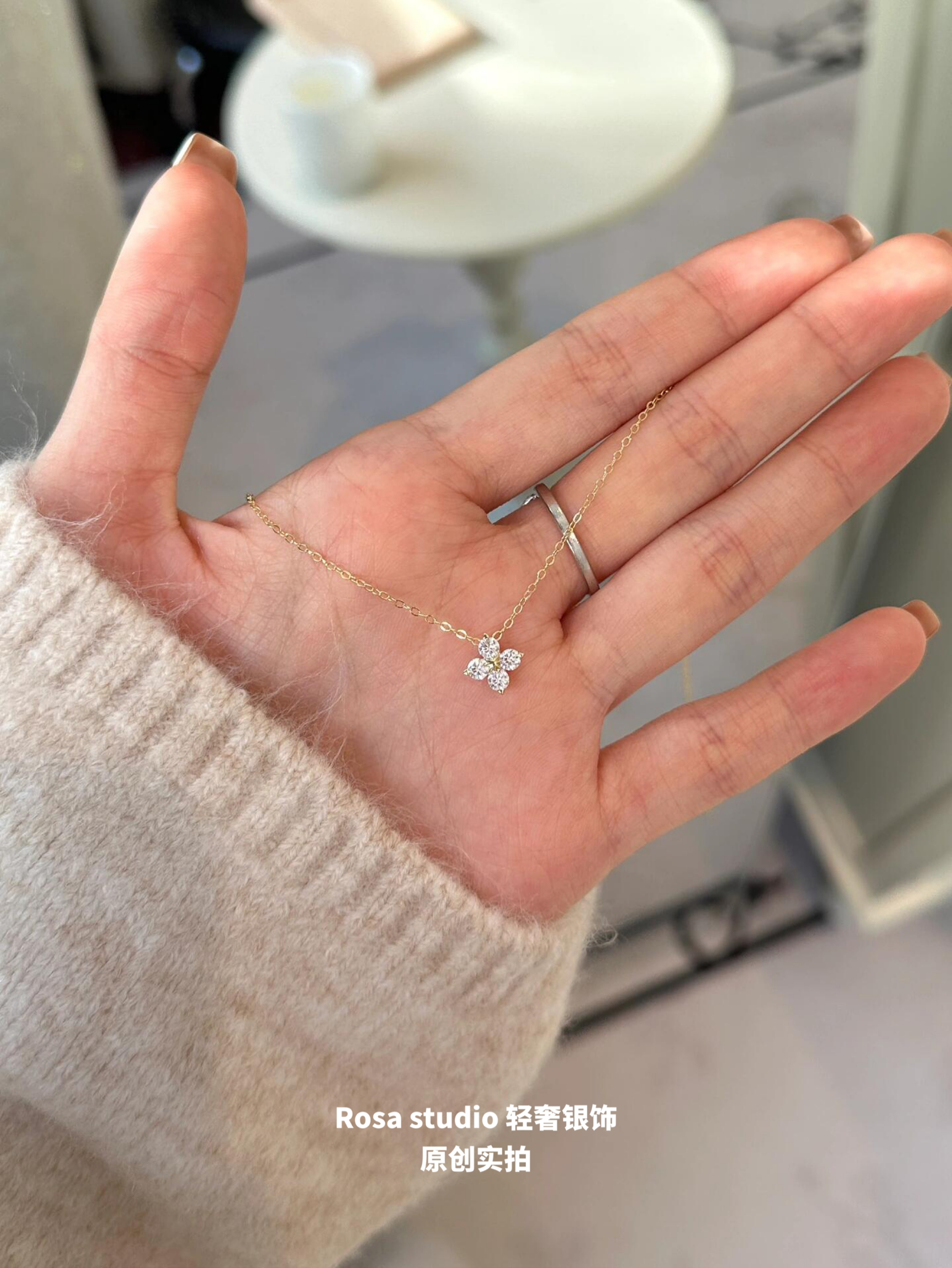 S925纯银轻奢爆款幸运草星星单颗吊坠高级感项链